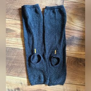 Yoga/pilates grippy socks fits size 5-10 . Lucy athletic wear